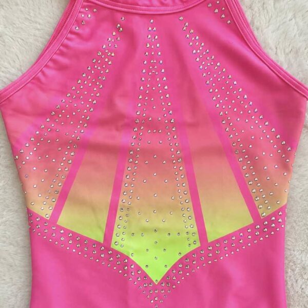 Justaucorps de gymnastique Darcy rose fluo strassé dos ouvert